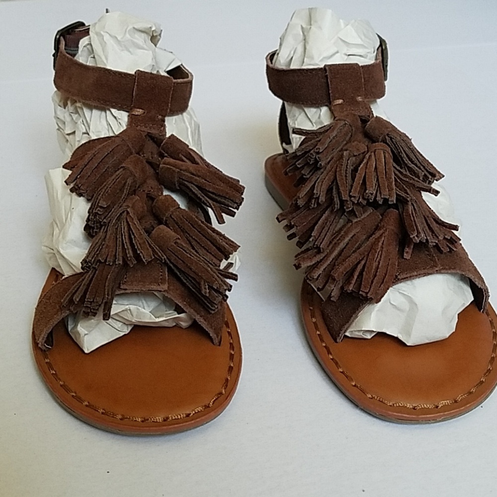 American eagle sandals